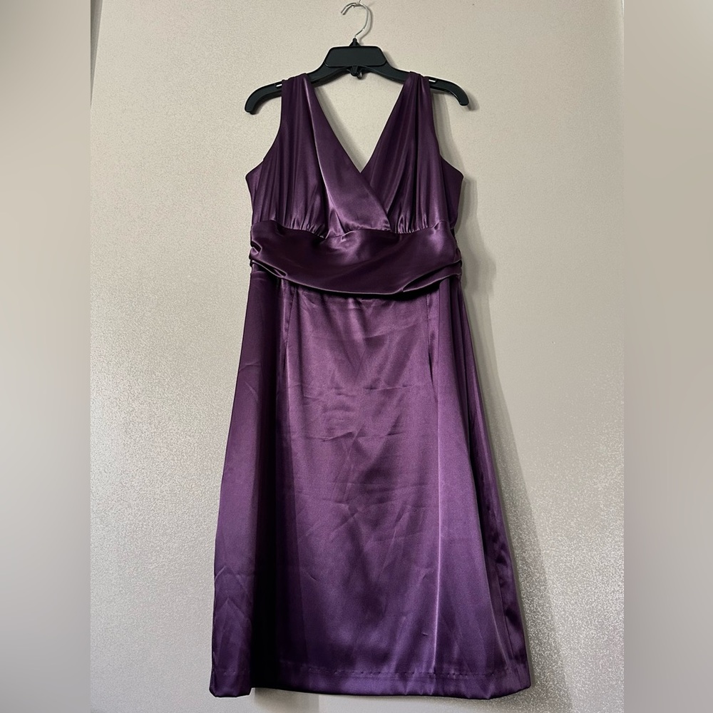 Eliza J Plum Satin Dress size 12P